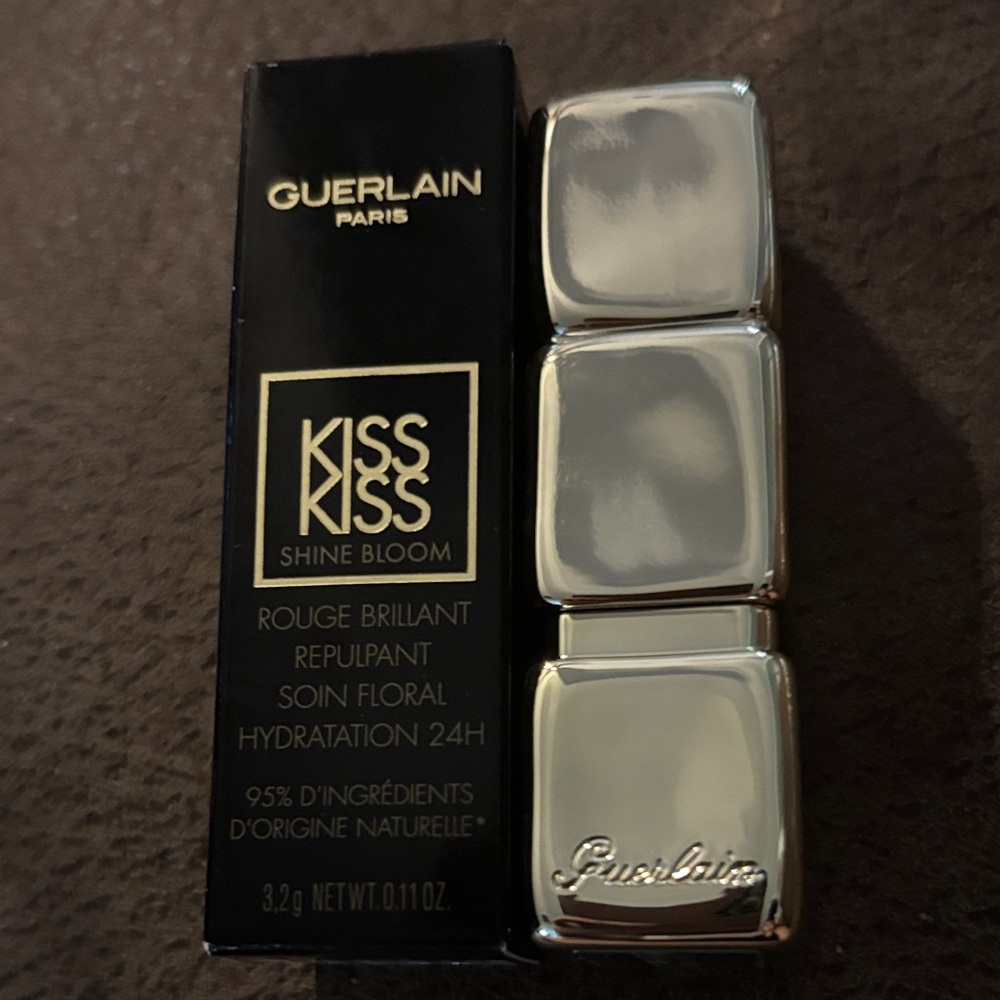Guerlain KissKiss Shine Bloom Lipstick in flower fever